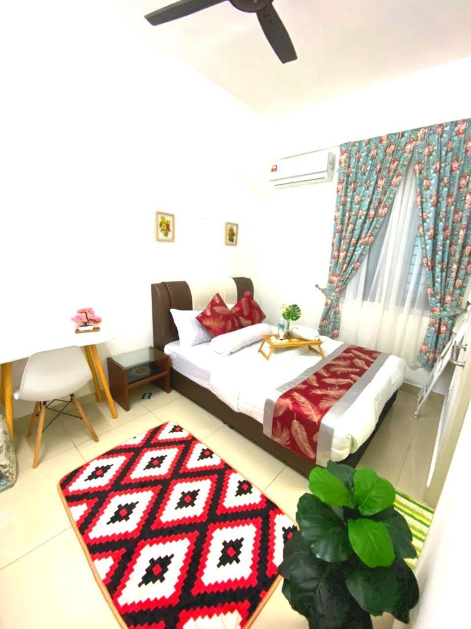 Willa Desaru 16Pax Family With Private Mini Pool & Jacuzzi Kota Tinggi Zewnętrze zdjęcie